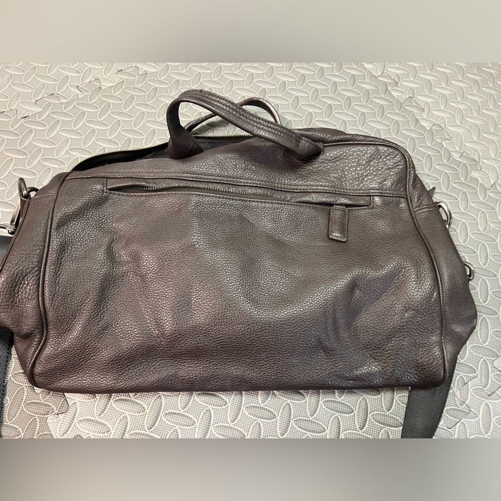 Sophisticated Men’s Banana RepublicBrown Leather Laptop/Messenger Bag